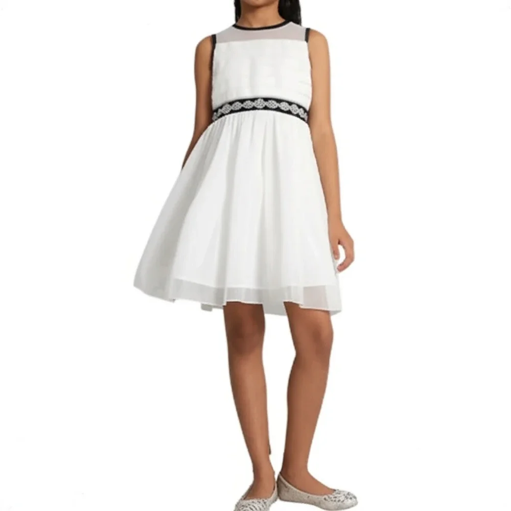 Sequin Hearts Girls 10 White Tulle Rhinestone Fit Flare Flower Girl Party Dress